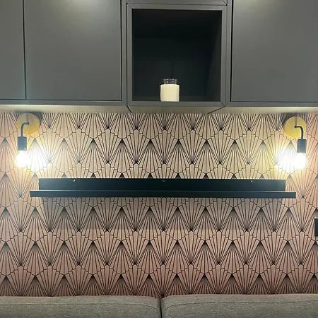 Moderne - Canal St Martin Apartment Paris