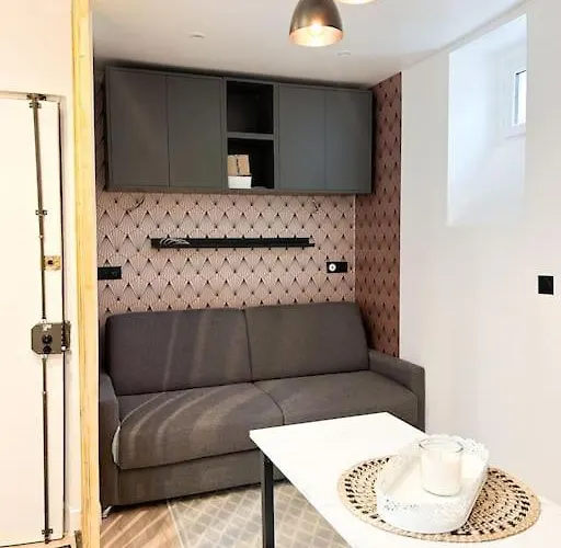 Moderne - Canal St Martin * Paris