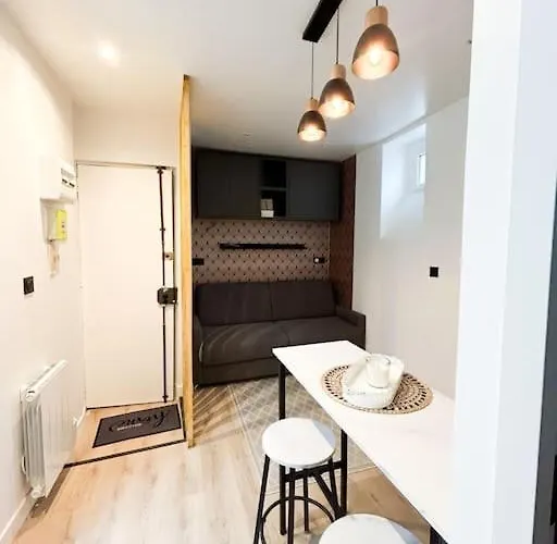 Moderne - Canal St Martin パリ